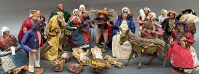 Ensemble de 19 santons en terre cuite Jouglas...