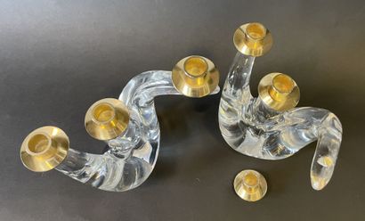 SCHNEIDER
Paire de bougeoirs à trois lumières...