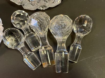 Lot de verrerie et cristal comprenant carafe...