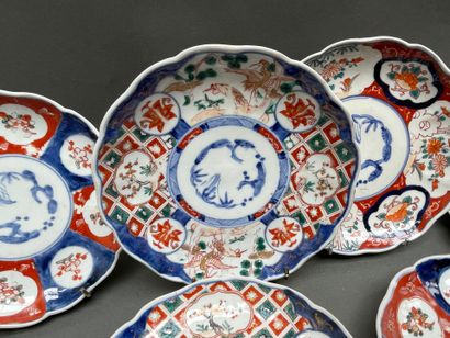 Lot de huit assiettes en porcelaine du Japon
Diam...
