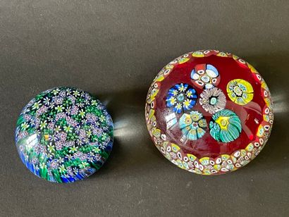 Deux sulfures millefiori en verre de Murano
Diam...