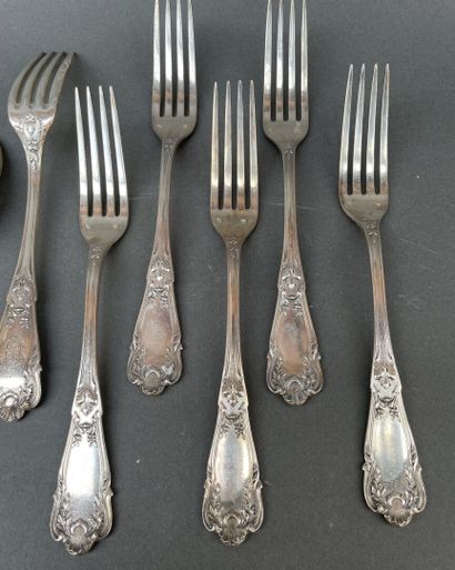 Six couverts en argent, modèle rocaille,...