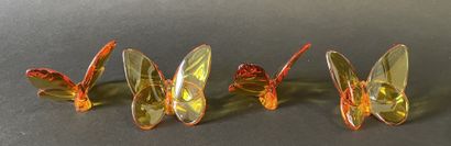 BACCARAT
Quatre papillons en cristal jaune...