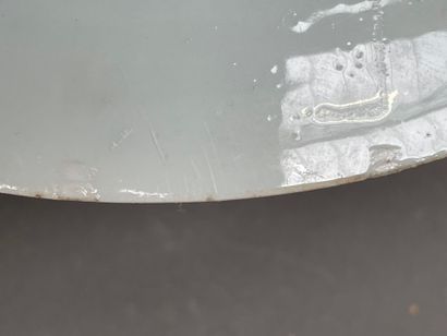 Paire d'assiettes en porcelaine à décor de...