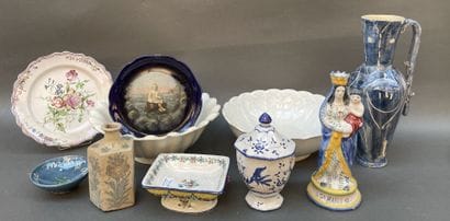 Lot de faïences : assiettes, pichet, saladier,...