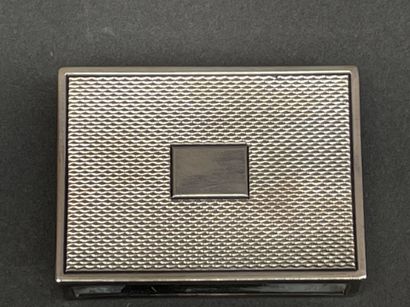 Lot en argent Minerve comprenant : 
-Timbale...