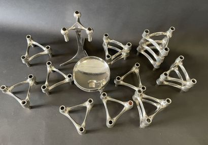 Fritz NAGEL 1948
Suite de 16 bougeoirs modulables,...