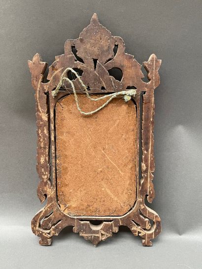 Miroir en bois à incrustations de plaquettes...
