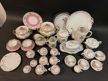 Lot de vaisselle en porcelaine comprenant...
