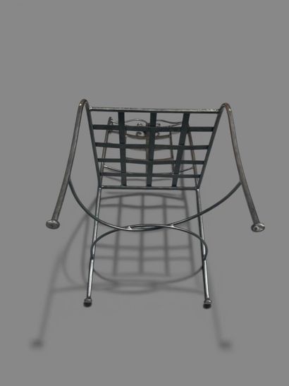 Suite de six chaises en métal tubulaire brossé....
