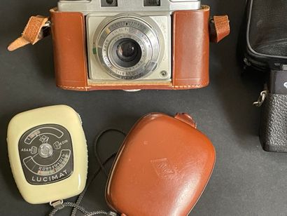 Lot d'appareils photos Agfa, Rollei,
Luxmètre...