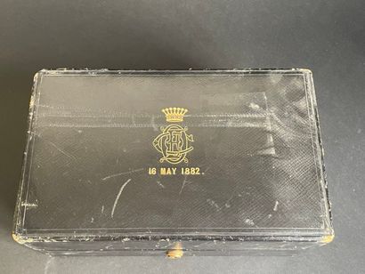 P&F SCHÄFER, 37 Piccadilly
Coffret de toilette...