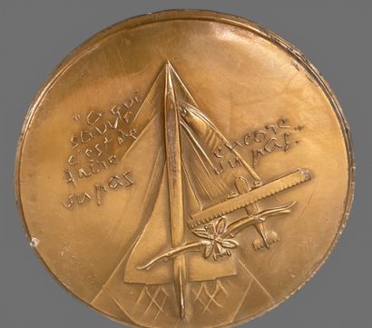 Lot de médailles en bronze dont :
-Thème...