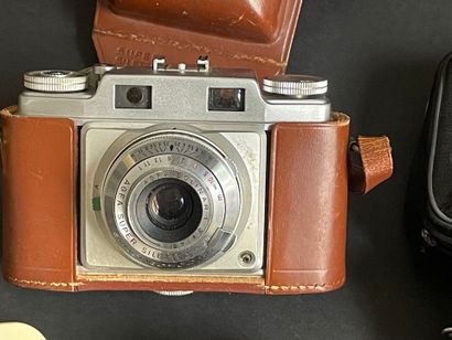 Lot d'appareils photos Agfa, Rollei,
Luxmètre...