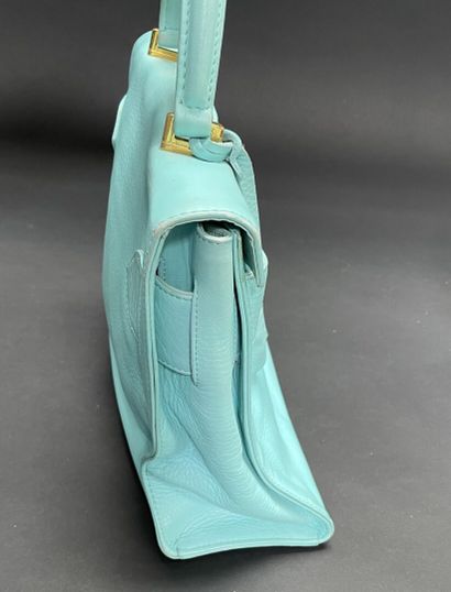 Gianni VERSACE and ANONYMOUS
Set of two bags:
-...