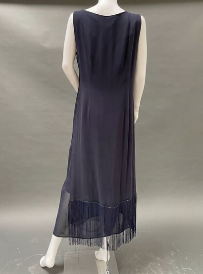 RENATO NUCCI
Long, navy blue, sleeveless...