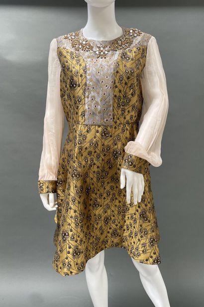 TARA JARMON
Silk dress with gold-background...