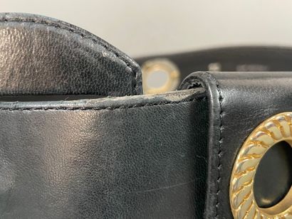 Léo ISBA, Anonymous 
Set of three belts in...