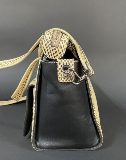 Sonia RYKIEL
Beige and black leather bag...