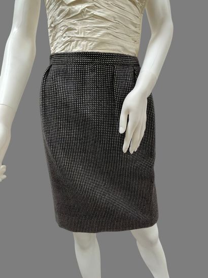 Christian DIOR Boutique, UNGARO Parallèle....