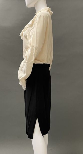 Christian LACROIX
Straight-cut black wool...