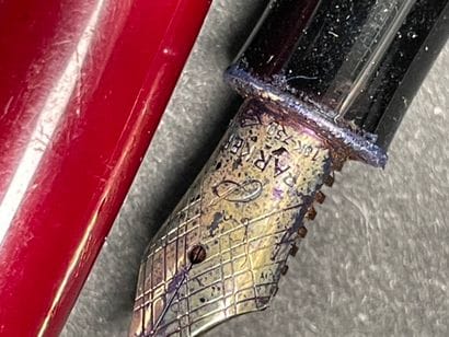 PARKER
-Parker Sonnet fountain pen, red lacquer...