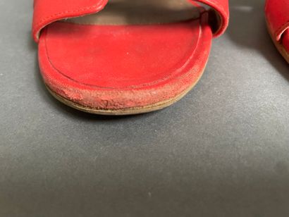 HERMES
Oasis sandals in orange leather, 5...