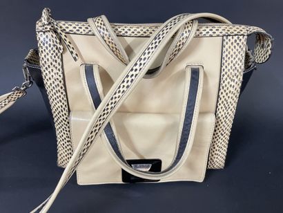 Sonia RYKIEL
Beige and black leather bag...