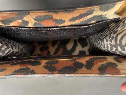 KENZO
21-cm bag made of reptile-embossed...