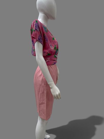 Emmanuel UNGARO 
Set including two silk crepe...