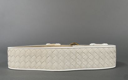 BOTTEGA VENETA 
Belt made of ecru woven leather...