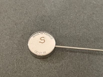 HERMÈS Paris 
Set of two lapel pins, each...