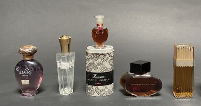 ROCHAS
Set including mock-up bottles and...