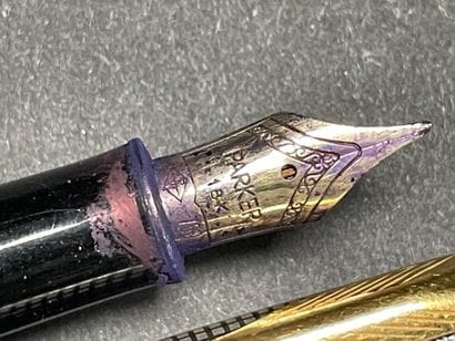 PARKER
-Parker Sonnet fountain pen, red lacquer...