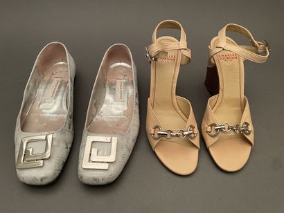 Charles JOURDAN 
-Pair of beige leather sandals...
