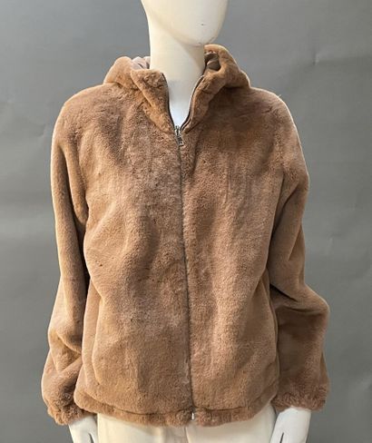 CAROLL
Reversible beige nylon hooded jacket...
