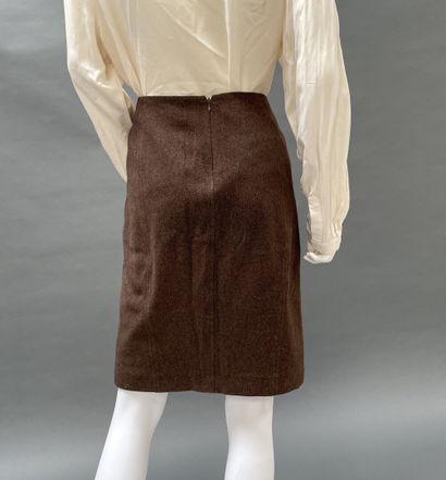 RALPH LAUREN
Brown herringbone wool skirt...