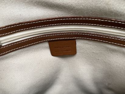LANCEL
Camel-beige leather bag with ecru...