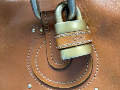 CHLOE
Beige leather bag, 35 cm, double handles,...