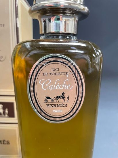 HERMES
One 480 ml (21 cm) bottle of Calèche...