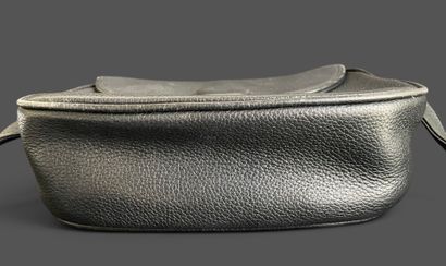 LANCEL
24 cm black grained leather bag, flap...