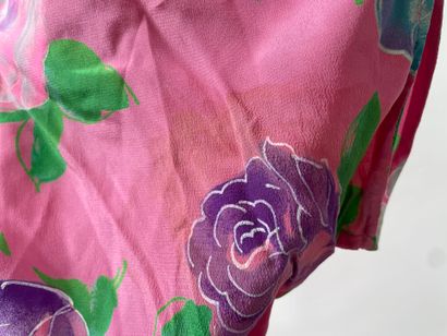 Emmanuel UNGARO 
Set including two silk crepe...
