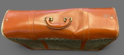 GOYARD attributed to
Set in camel leather...