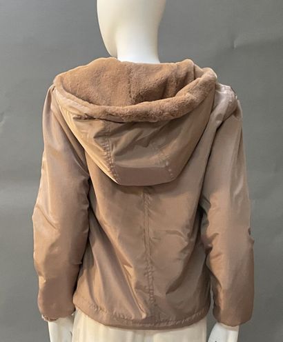 CAROLL
Reversible beige nylon hooded jacket...