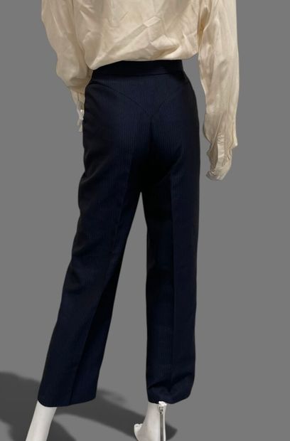 MC QUEEN, M MISSONI 
Set including navy blue...