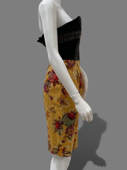 UNGARO Parallèle, Anonymous 
Set including...