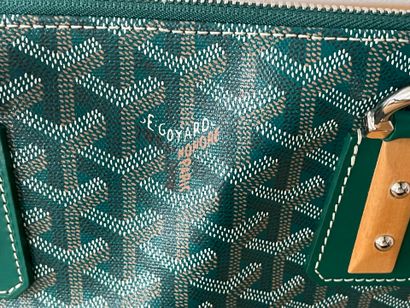 GOYARD 
Vendôme bag, 23 cm, made of green...