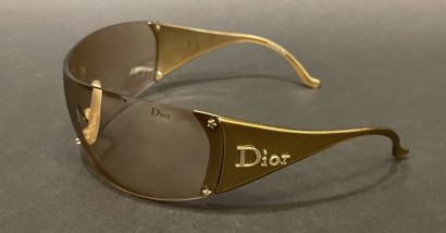Christian DIOR 
Ski 6 goggles with a gold...