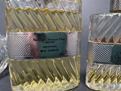 Christian DIOR - EAU SAUVAGE
Set of six bottles,...