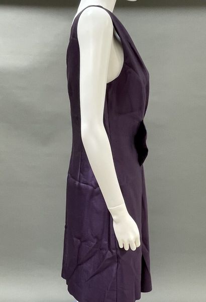 RENATO NUCCI
Mauve silk sleeveless dress...